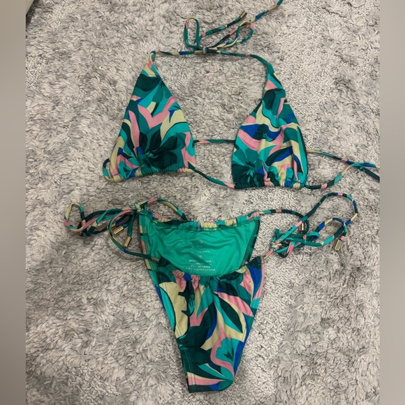 Hello Molly Azure Set - Picture 6 of 7